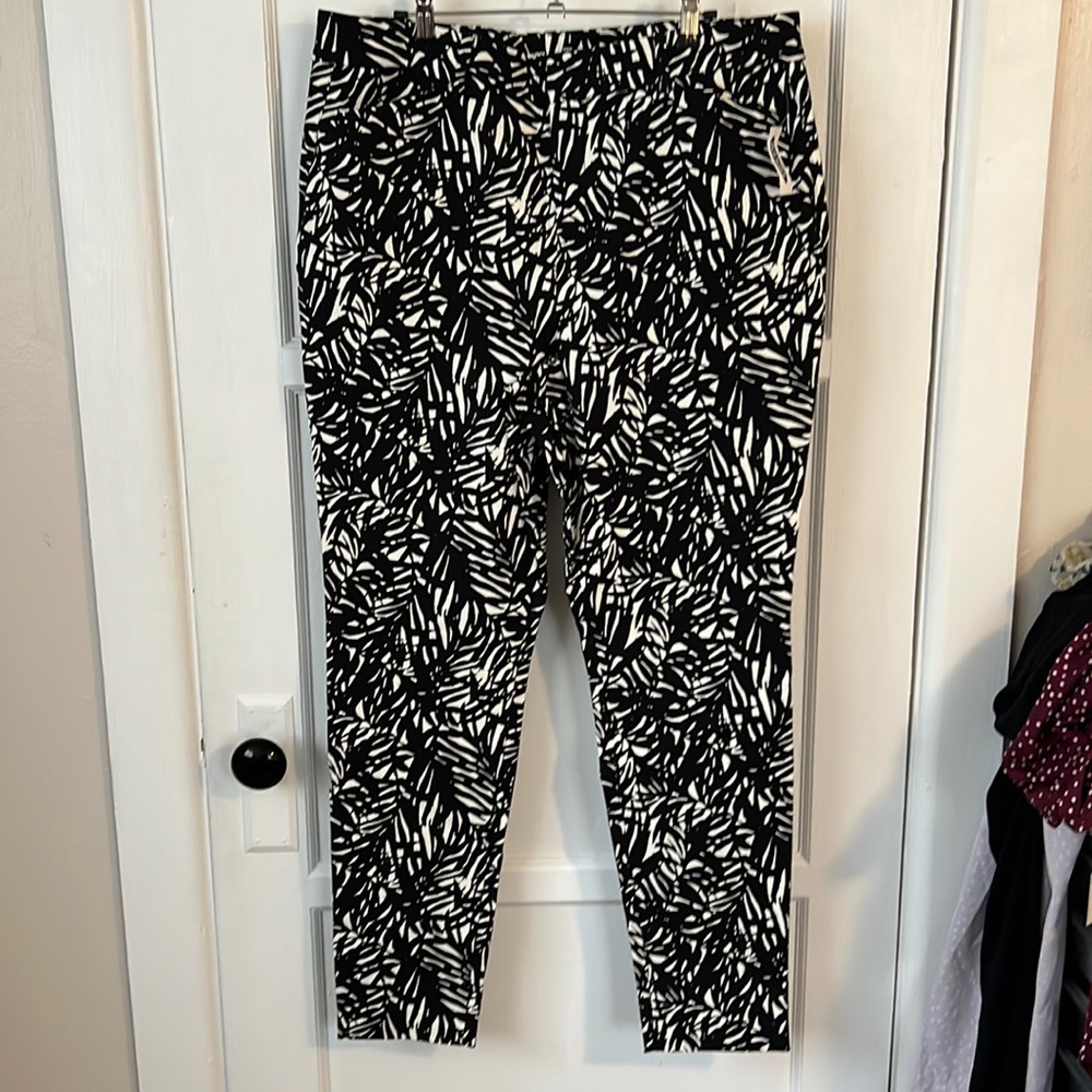 Black & White Pixie Pants